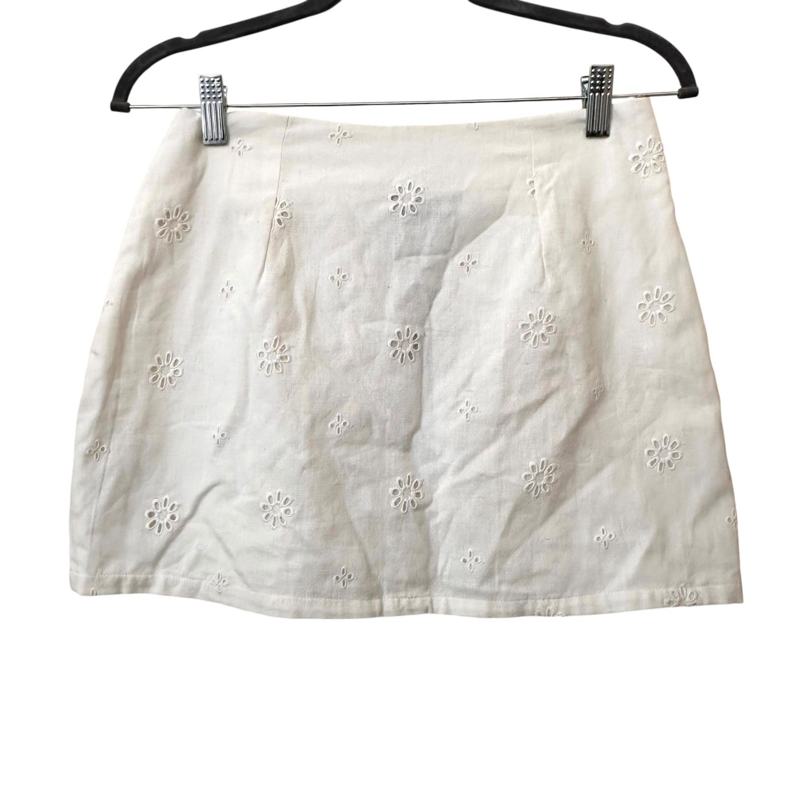 Summer Away Lenora Eyelet Mini Skirt White Nwt Small — image 3 of 4